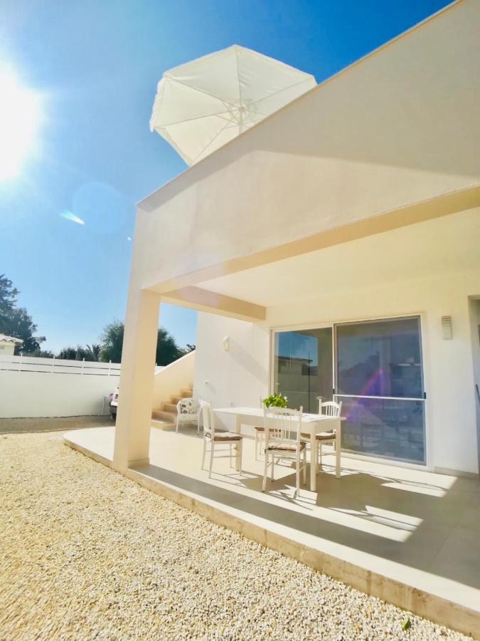 Dolcevitasuites - Modern 3 Bdr Villa In S. Lorenzo Рейтані Екстер'єр фото